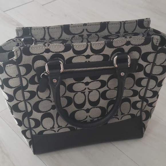 $72 - Picture 4 of 4